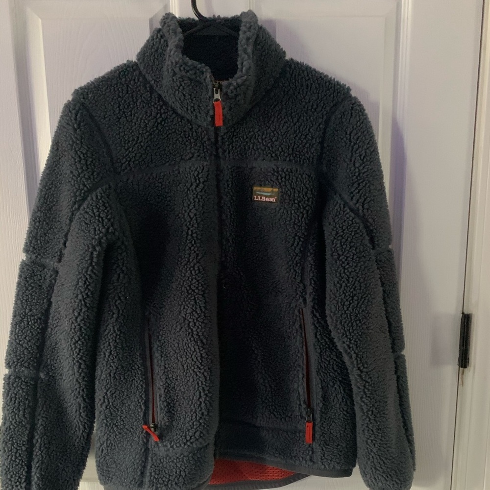 FLASH SALE! 48hrs LL BEAN mountain pile fleece jacket. Gunmetal gray.